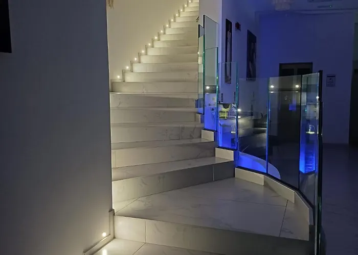 Anversa 3* רימיני